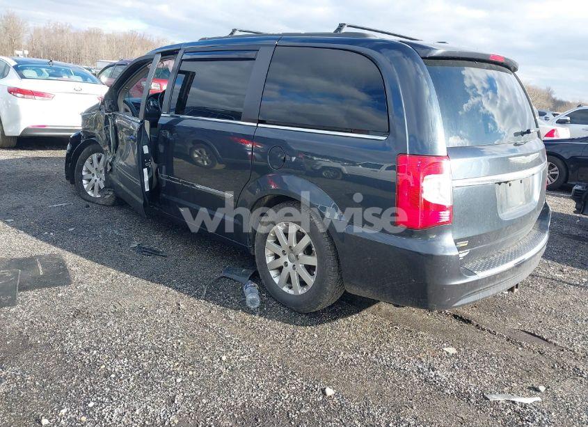 Photo 3 of 2014 Chrysler Town & COUNTRY TOURING (VIN 2C4RC1BG9ER218112)