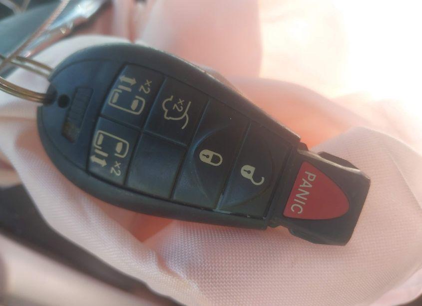 Photo 11 of 2014 Chrysler Town & COUNTRY TOURING (VIN 2C4RC1BG9ER274776)