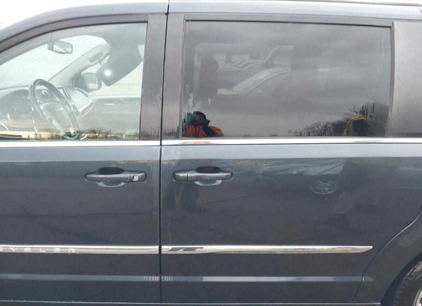 Photo 14 of 2014 Chrysler Town & COUNTRY TOURING (VIN 2C4RC1BG9ER277516)