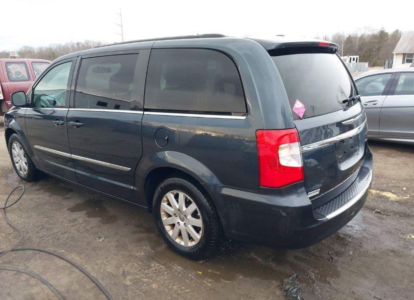 Photo 3 of 2014 Chrysler Town & COUNTRY TOURING (VIN 2C4RC1BG9ER277516)