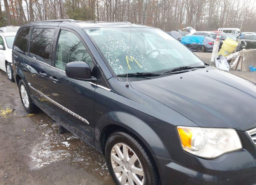 Photo 6 of 2014 Chrysler Town & COUNTRY TOURING (VIN 2C4RC1BG9ER277516)