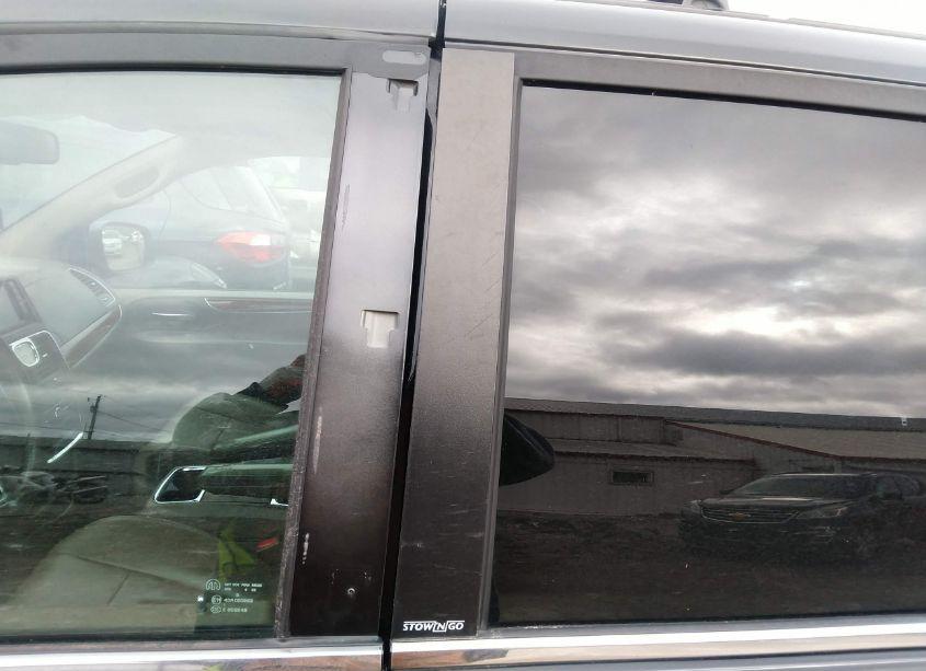 Photo 15 of 2014 Chrysler Town & COUNTRY TOURING (VIN 2C4RC1BG9ER307081)