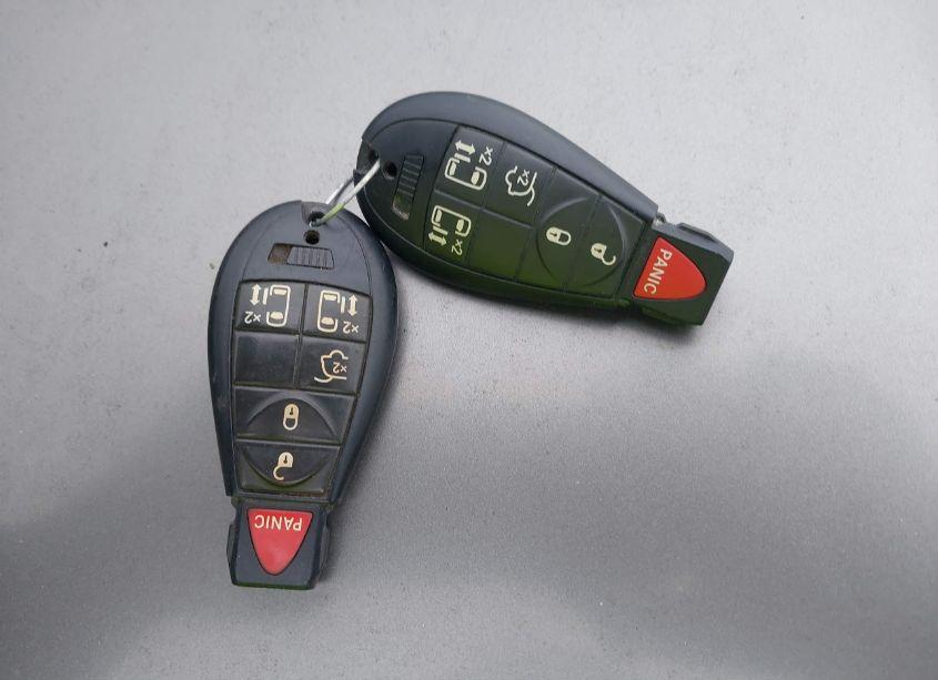 Photo 11 of 2014 Chrysler Town & COUNTRY TOURING (VIN 2C4RC1BG9ER318274)