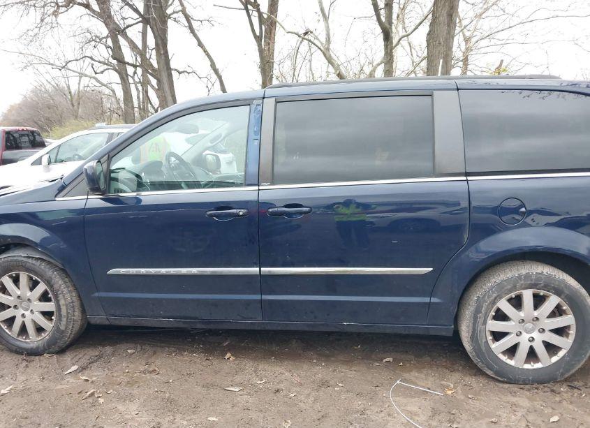 Photo 14 of 2014 Chrysler Town & COUNTRY TOURING (VIN 2C4RC1BG9ER318274)