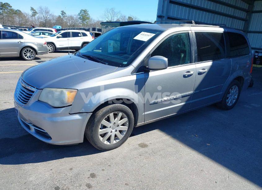 Photo 2 of 2014 Chrysler Town & COUNTRY TOURING (VIN 2C4RC1BG9ER324379)