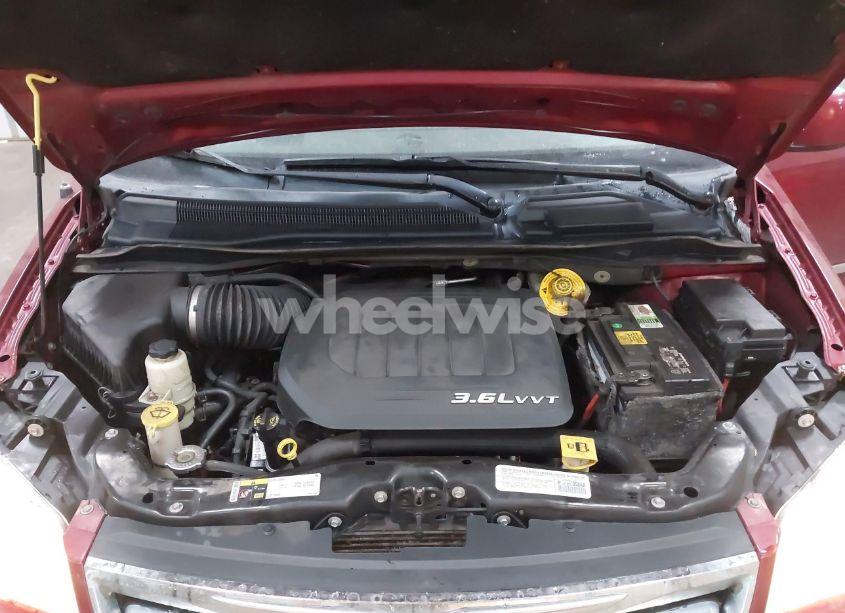 Photo 10 of 2014 Chrysler Town & COUNTRY TOURING (VIN 2C4RC1BG9ER326195)