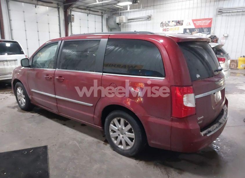 Photo 3 of 2014 Chrysler Town & COUNTRY TOURING (VIN 2C4RC1BG9ER326195)