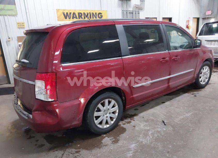 Photo 4 of 2014 Chrysler Town & COUNTRY TOURING (VIN 2C4RC1BG9ER326195)