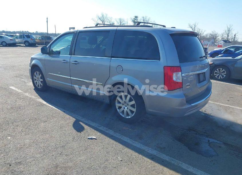 Photo 3 of 2014 Chrysler Town & COUNTRY TOURING (VIN 2C4RC1BG9ER395209)