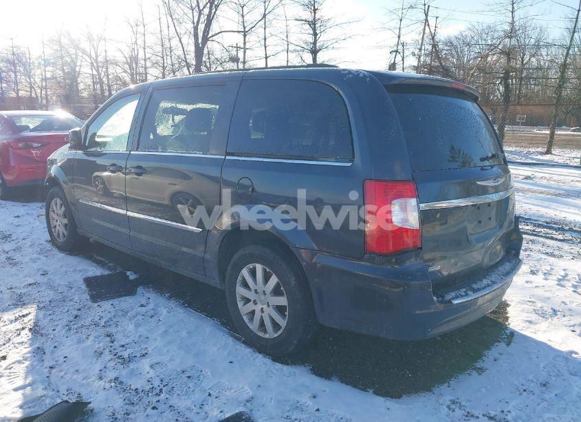 Photo 3 of 2014 Chrysler Town & COUNTRY TOURING (VIN 2C4RC1BG9ER396778)