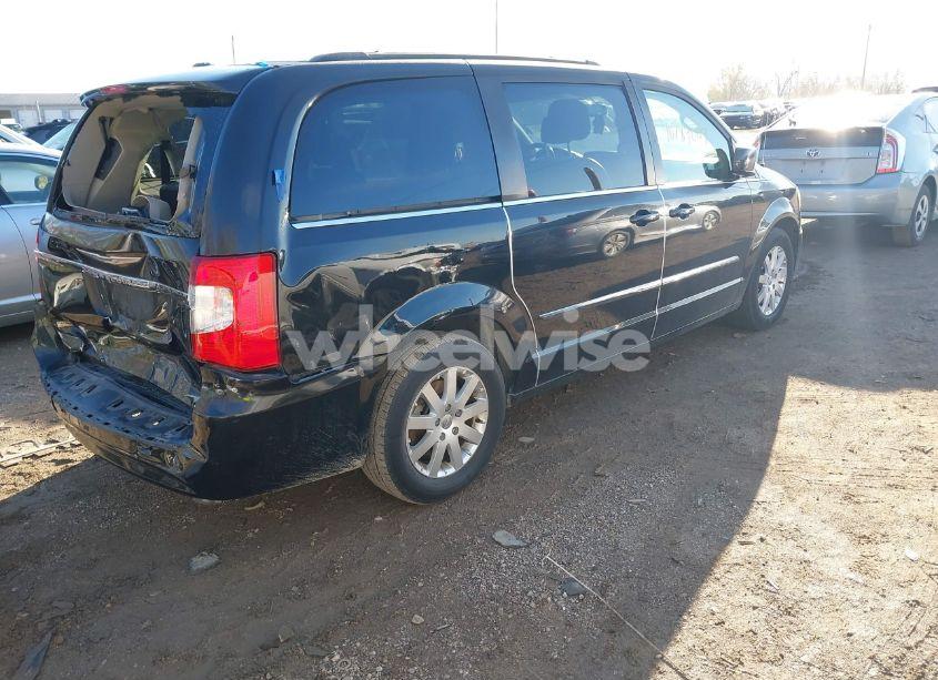 Photo 4 of 2014 Chrysler Town & COUNTRY TOURING (VIN 2C4RC1BG9ER399308)