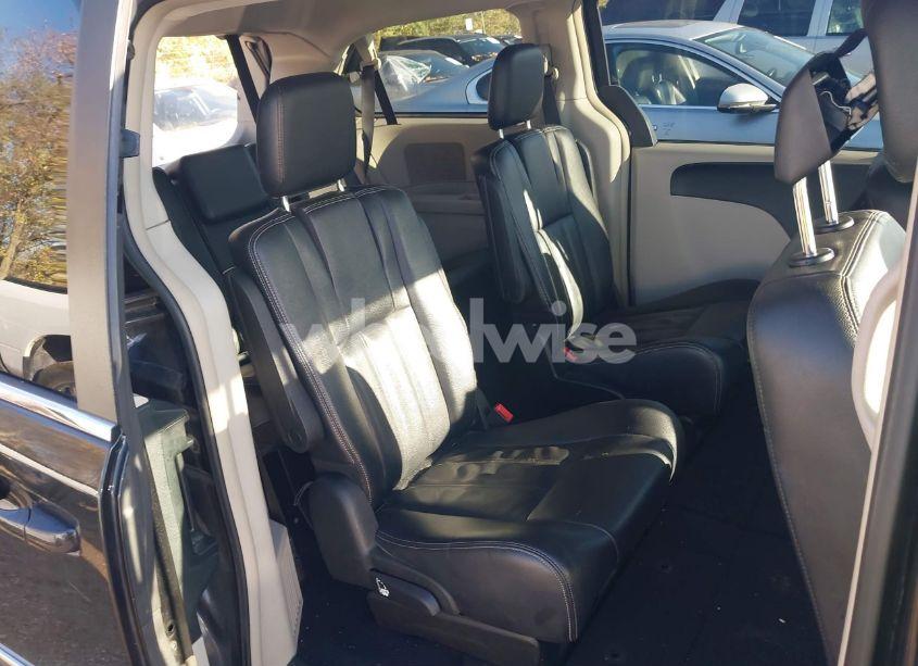 Photo 8 of 2014 Chrysler Town & COUNTRY TOURING (VIN 2C4RC1BG9ER399308)