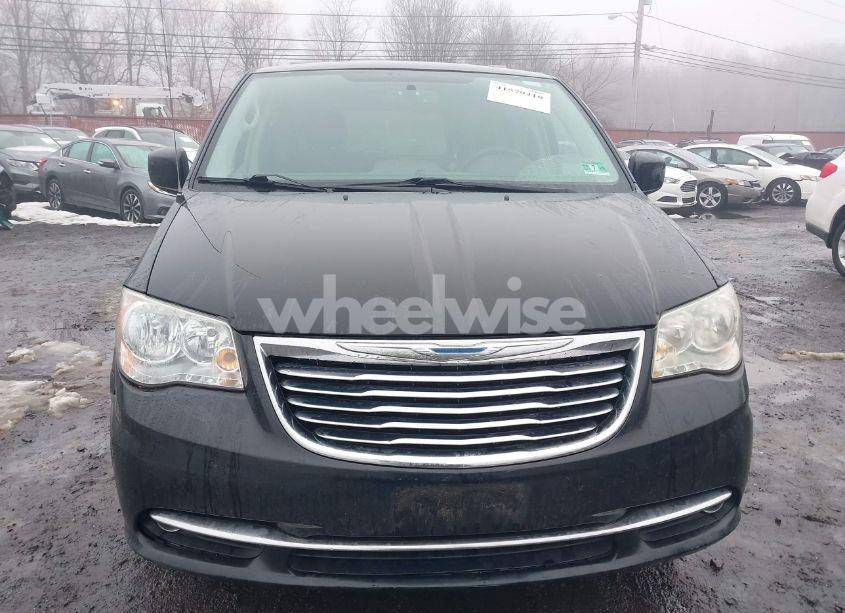 Photo 12 of 2014 Chrysler Town & COUNTRY TOURING (VIN 2C4RC1BG9ER412641)