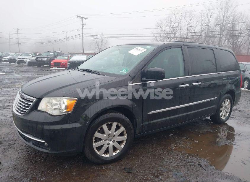 Photo 13 of 2014 Chrysler Town & COUNTRY TOURING (VIN 2C4RC1BG9ER412641)