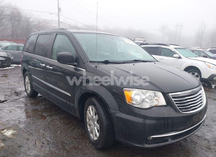 Photo 6 of 2014 Chrysler Town & COUNTRY TOURING (VIN 2C4RC1BG9ER412641)