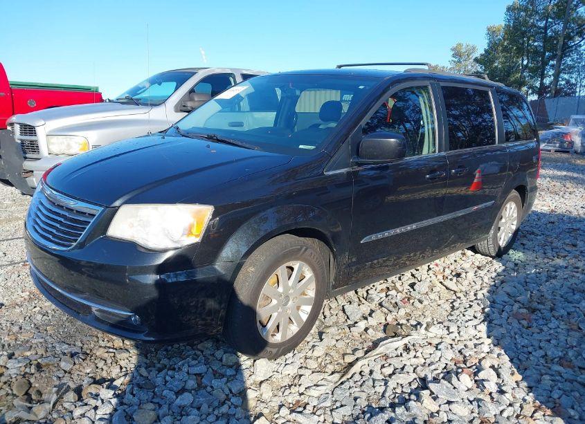 Photo 2 of 2014 Chrysler Town & COUNTRY TOURING (VIN 2C4RC1BG9ER437524)