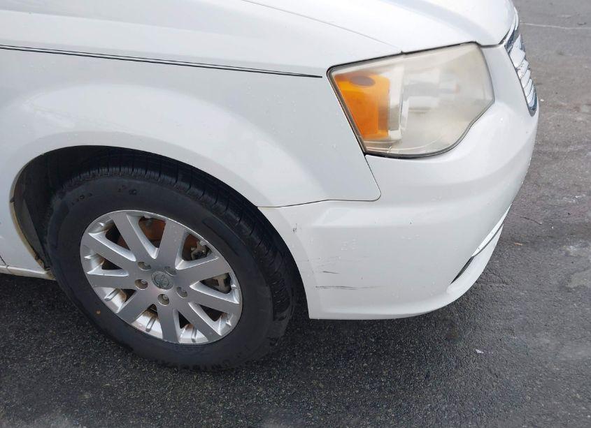 Photo 12 of 2014 Chrysler Town & COUNTRY TOURING (VIN 2C4RC1BG9ER444814)