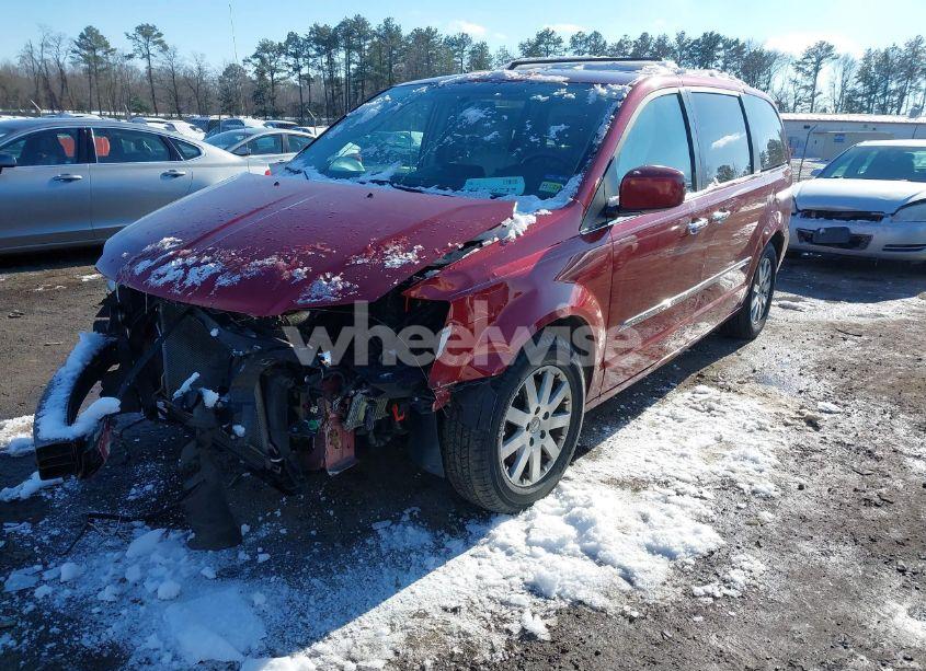 Photo 2 of 2015 Chrysler Town & COUNTRY TOURING (VIN 2C4RC1BG9FR505841)