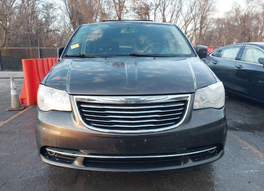 Photo 13 of 2015 Chrysler Town & COUNTRY TOURING (VIN 2C4RC1BG9FR539617)