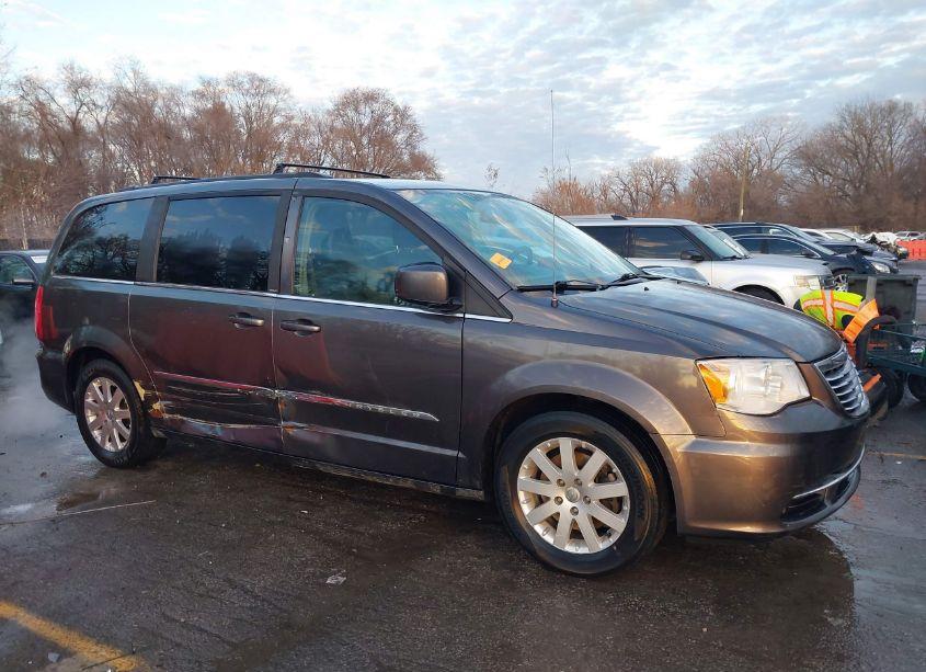 Photo 14 of 2015 Chrysler Town & COUNTRY TOURING (VIN 2C4RC1BG9FR539617)