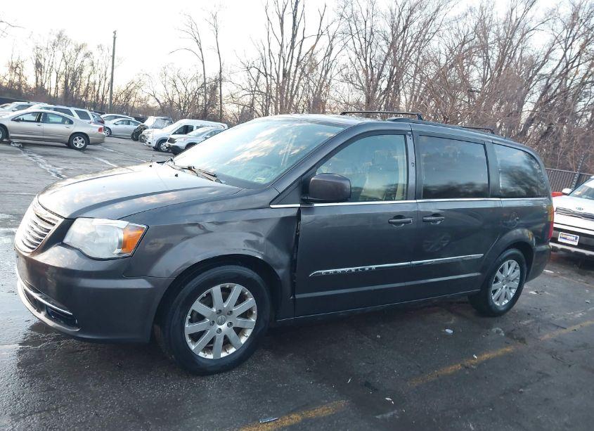 Photo 15 of 2015 Chrysler Town & COUNTRY TOURING (VIN 2C4RC1BG9FR539617)