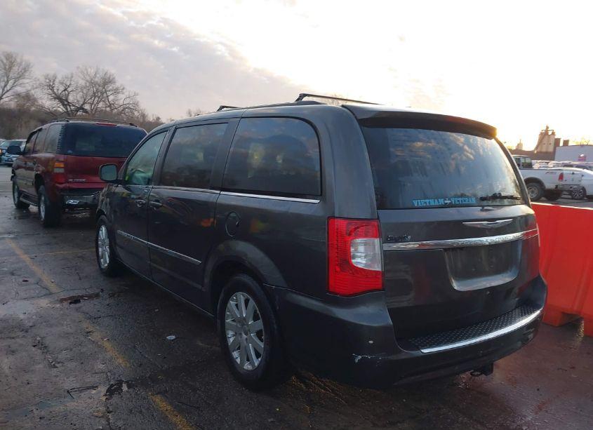 Photo 3 of 2015 Chrysler Town & COUNTRY TOURING (VIN 2C4RC1BG9FR539617)