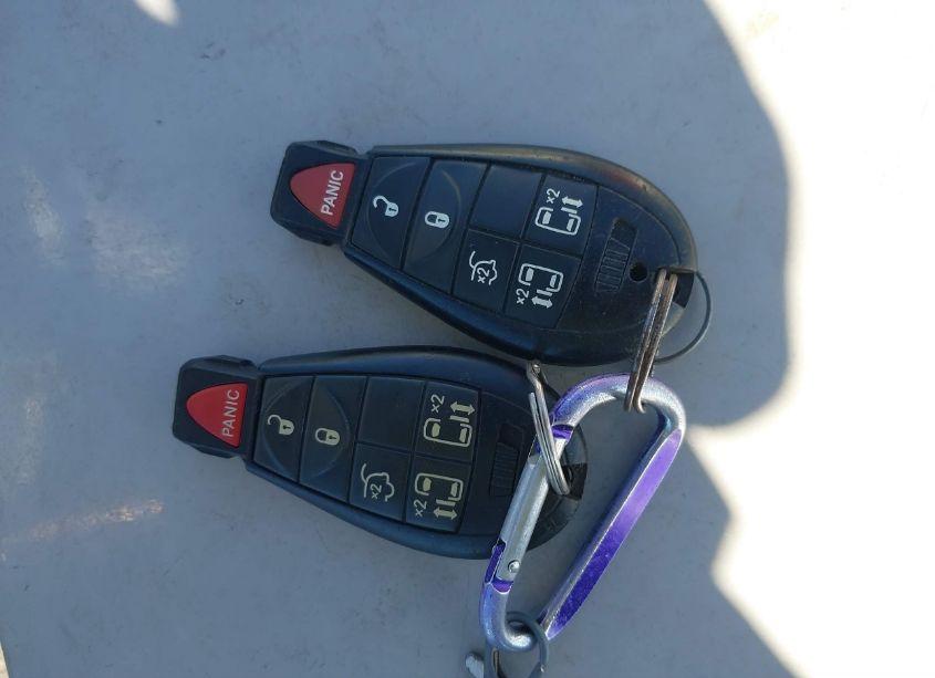 Photo 11 of 2015 Chrysler Town & COUNTRY TOURING (VIN 2C4RC1BG9FR552920)