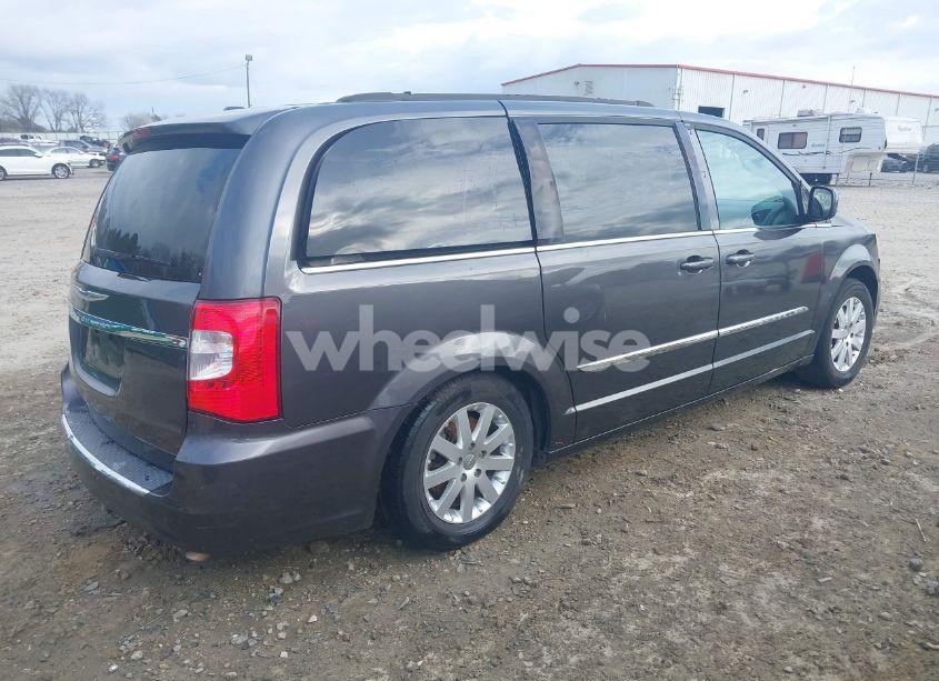 Photo 4 of 2015 Chrysler Town & COUNTRY TOURING (VIN 2C4RC1BG9FR577090)