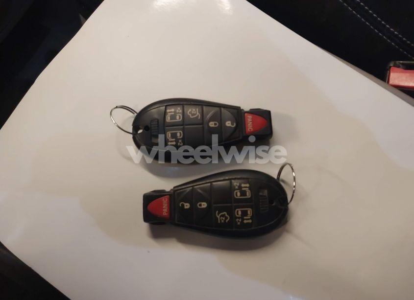 Photo 11 of 2015 Chrysler Town & COUNTRY TOURING (VIN 2C4RC1BG9FR583519)