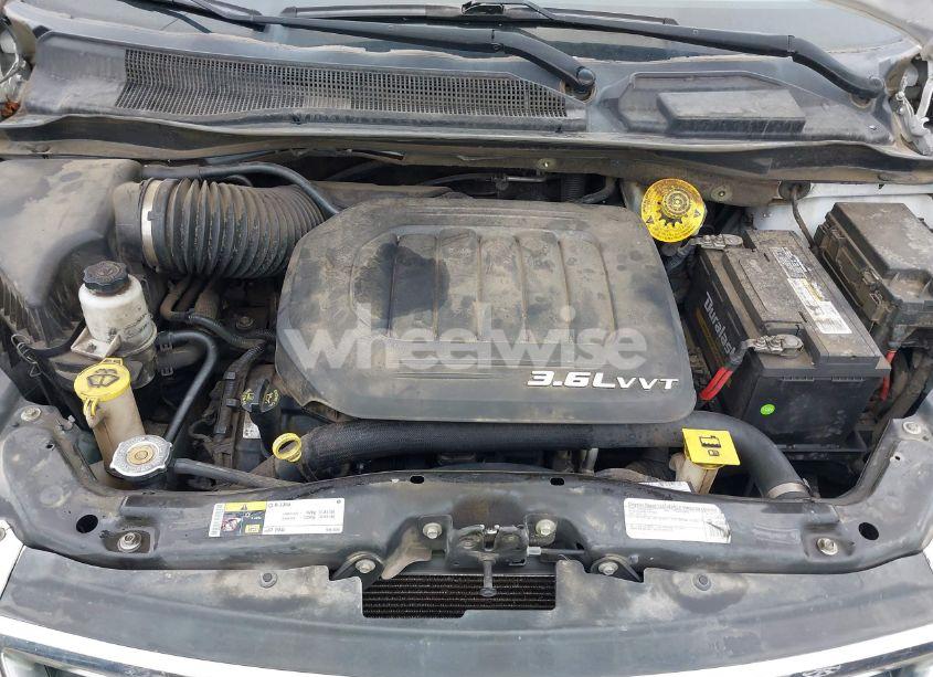 Photo 10 of 2015 Chrysler Town & COUNTRY TOURING (VIN 2C4RC1BG9FR594438)