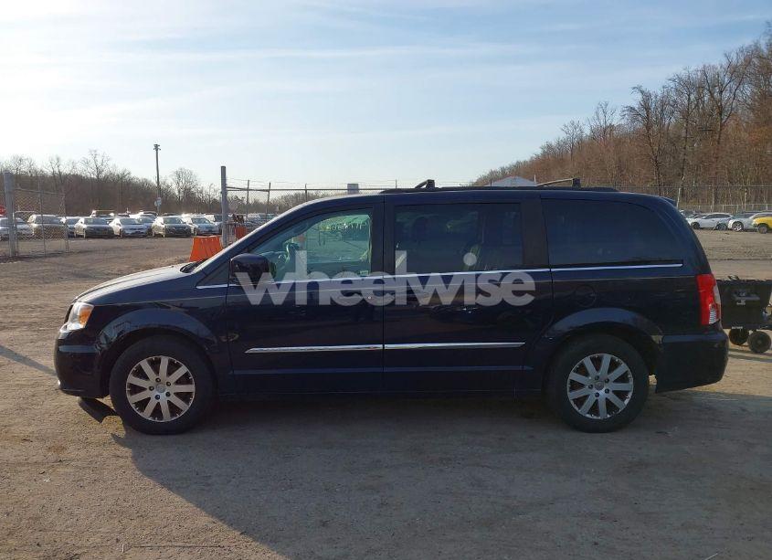 Photo 14 of 2015 Chrysler Town & COUNTRY TOURING (VIN 2C4RC1BG9FR595833)