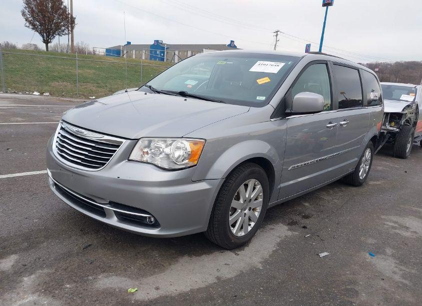 Photo 2 of 2015 Chrysler Town & COUNTRY TOURING (VIN 2C4RC1BG9FR662544)