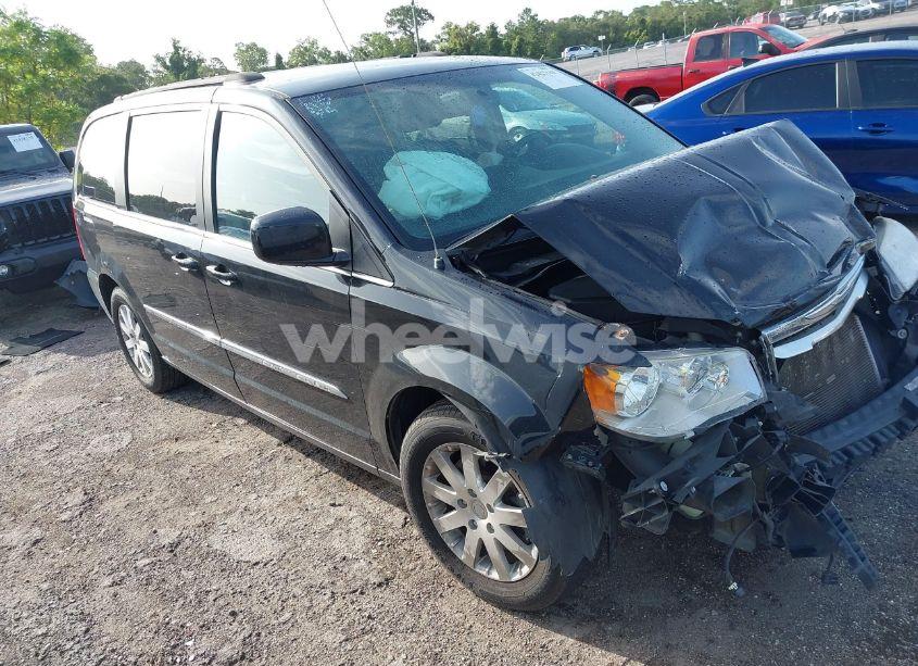 2015 Chrysler Town & COUNTRY TOURING (VIN 2C4RC1BG9FR715386) main photo