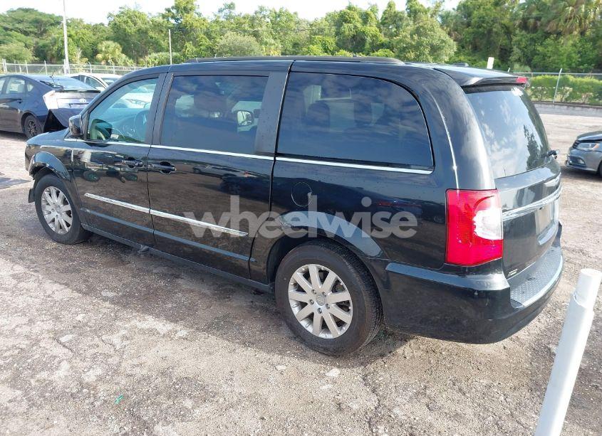 Photo 3 of 2015 Chrysler Town & COUNTRY TOURING (VIN 2C4RC1BG9FR715386)