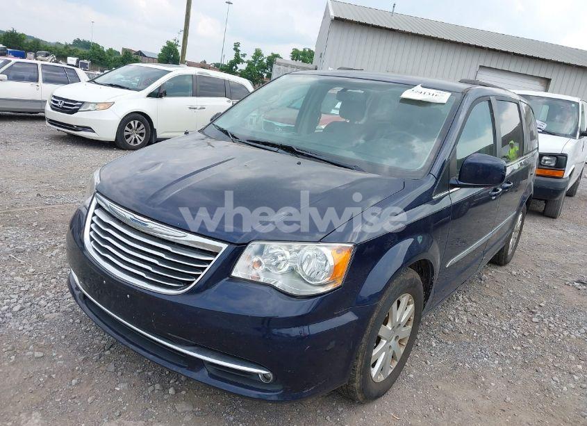 Photo 2 of 2015 Chrysler Town & COUNTRY TOURING (VIN 2C4RC1BG9FR740000)