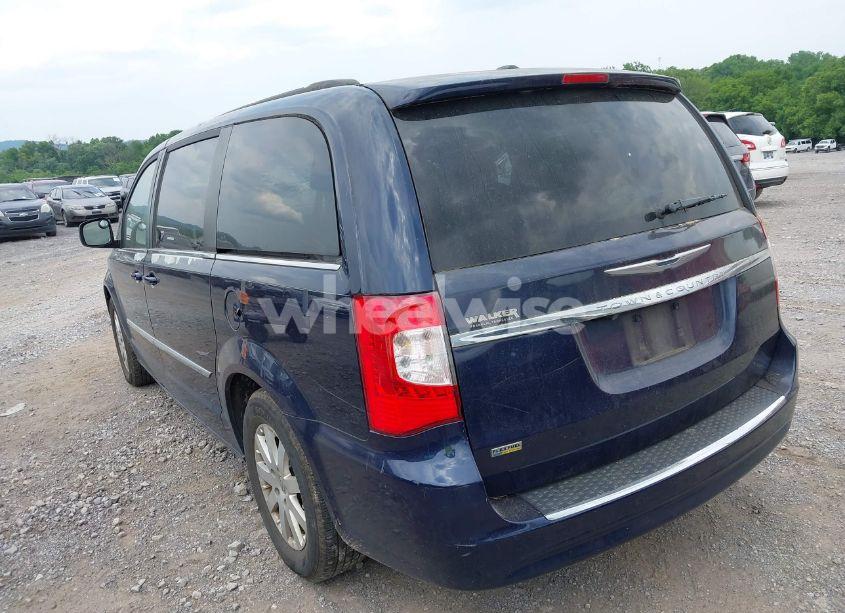 Photo 3 of 2015 Chrysler Town & COUNTRY TOURING (VIN 2C4RC1BG9FR740000)