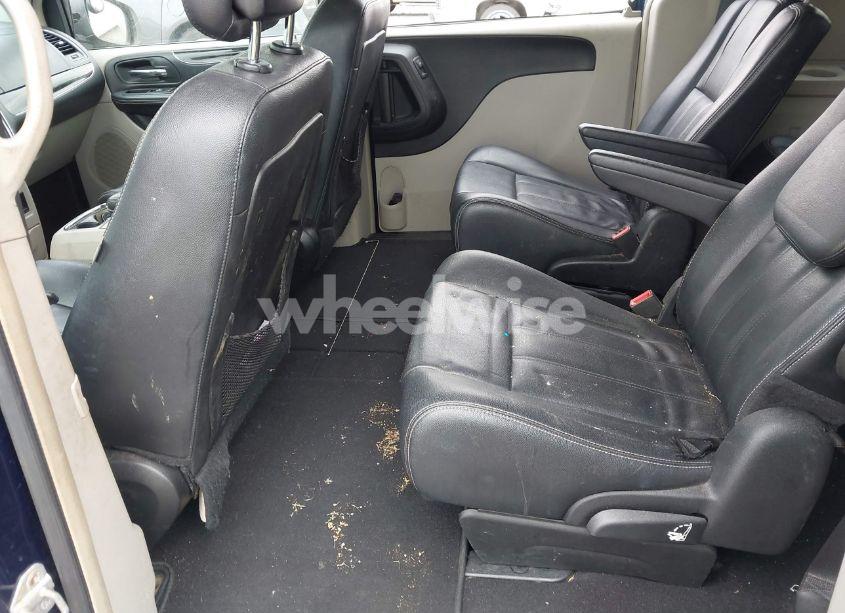 Photo 8 of 2015 Chrysler Town & COUNTRY TOURING (VIN 2C4RC1BG9FR740000)