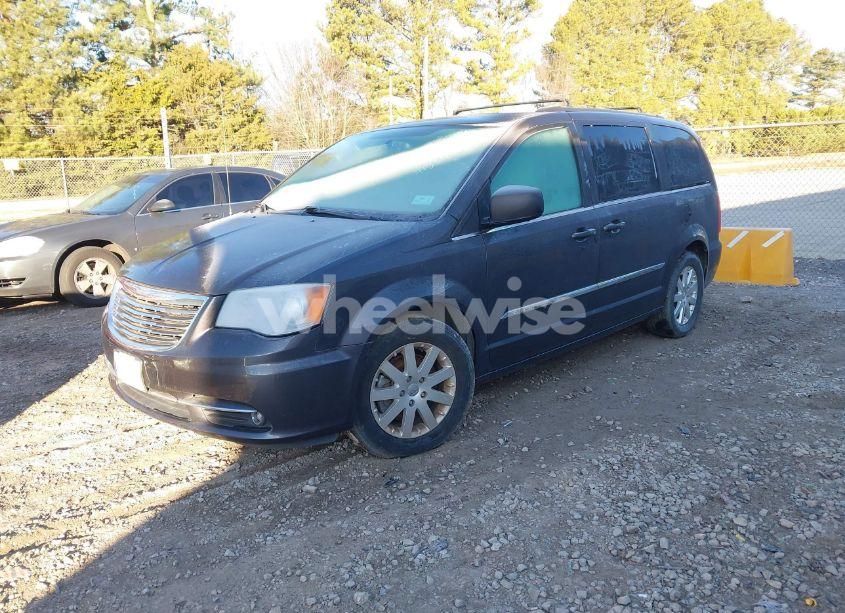 Photo 2 of 2016 Chrysler Town & COUNTRY TOURING (VIN 2C4RC1BG9GR118482)