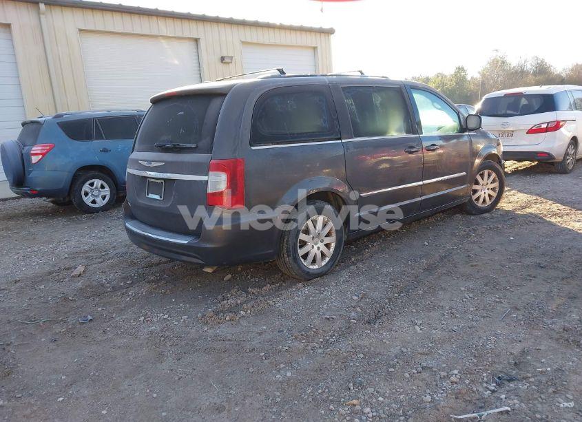 Photo 4 of 2016 Chrysler Town & COUNTRY TOURING (VIN 2C4RC1BG9GR118482)