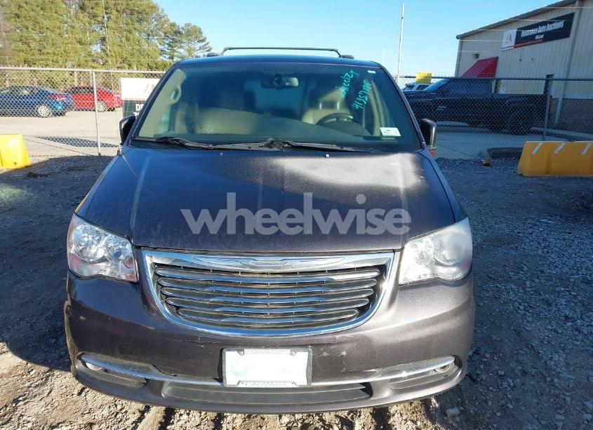 Photo 6 of 2016 Chrysler Town & COUNTRY TOURING (VIN 2C4RC1BG9GR118482)