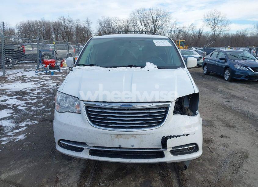 Photo 13 of 2016 Chrysler Town & COUNTRY TOURING (VIN 2C4RC1BG9GR120510)