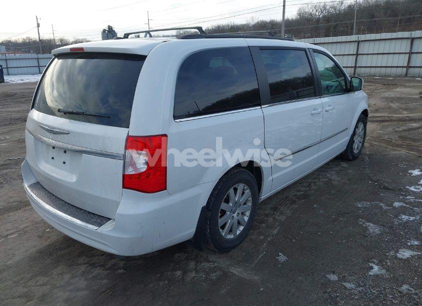 Photo 4 of 2016 Chrysler Town & COUNTRY TOURING (VIN 2C4RC1BG9GR120510)