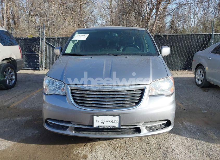 Photo 12 of 2016 Chrysler Town & COUNTRY TOURING (VIN 2C4RC1BG9GR157184)