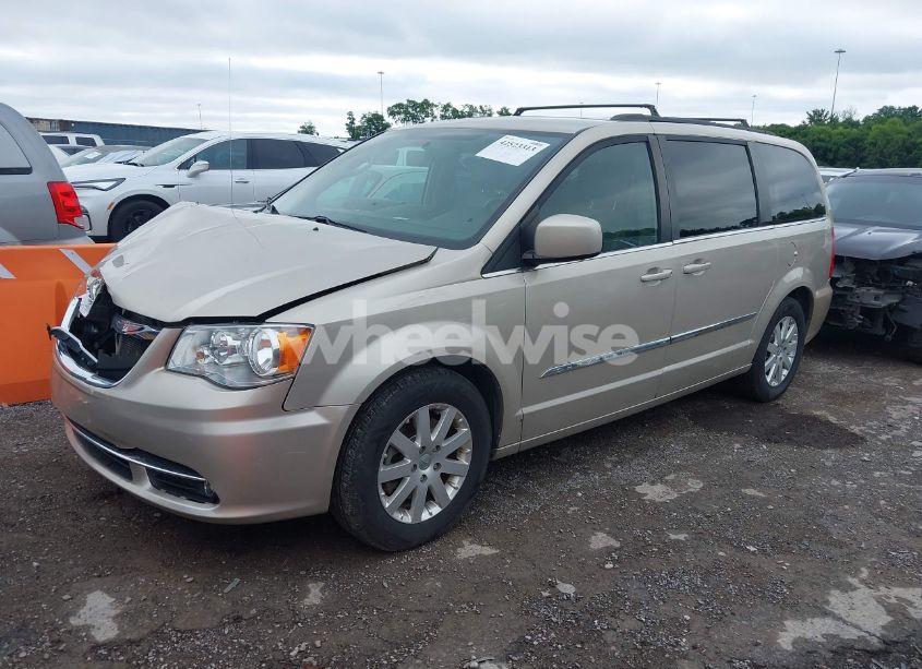 Photo 2 of 2016 Chrysler Town & COUNTRY TOURING (VIN 2C4RC1BG9GR164958)