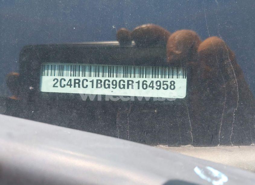 Photo 9 of 2016 Chrysler Town & COUNTRY TOURING (VIN 2C4RC1BG9GR164958)