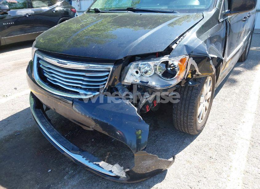 Photo 6 of 2016 Chrysler Town & COUNTRY TOURING (VIN 2C4RC1BG9GR165298)