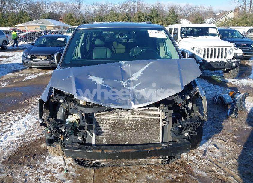 Photo 13 of 2016 Chrysler Town & COUNTRY TOURING (VIN 2C4RC1BG9GR186944)