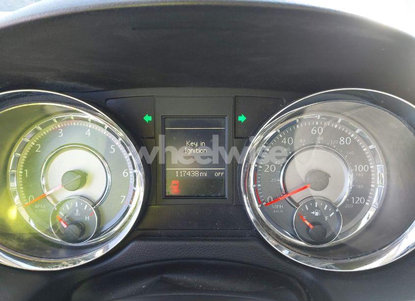 Photo 7 of 2016 Chrysler Town & COUNTRY TOURING (VIN 2C4RC1BG9GR186944)