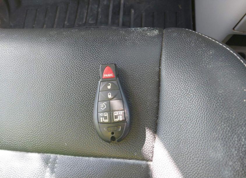 Photo 11 of 2016 Chrysler Town & COUNTRY TOURING (VIN 2C4RC1BG9GR213897)