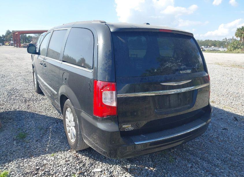Photo 3 of 2016 Chrysler Town & COUNTRY TOURING (VIN 2C4RC1BG9GR213897)